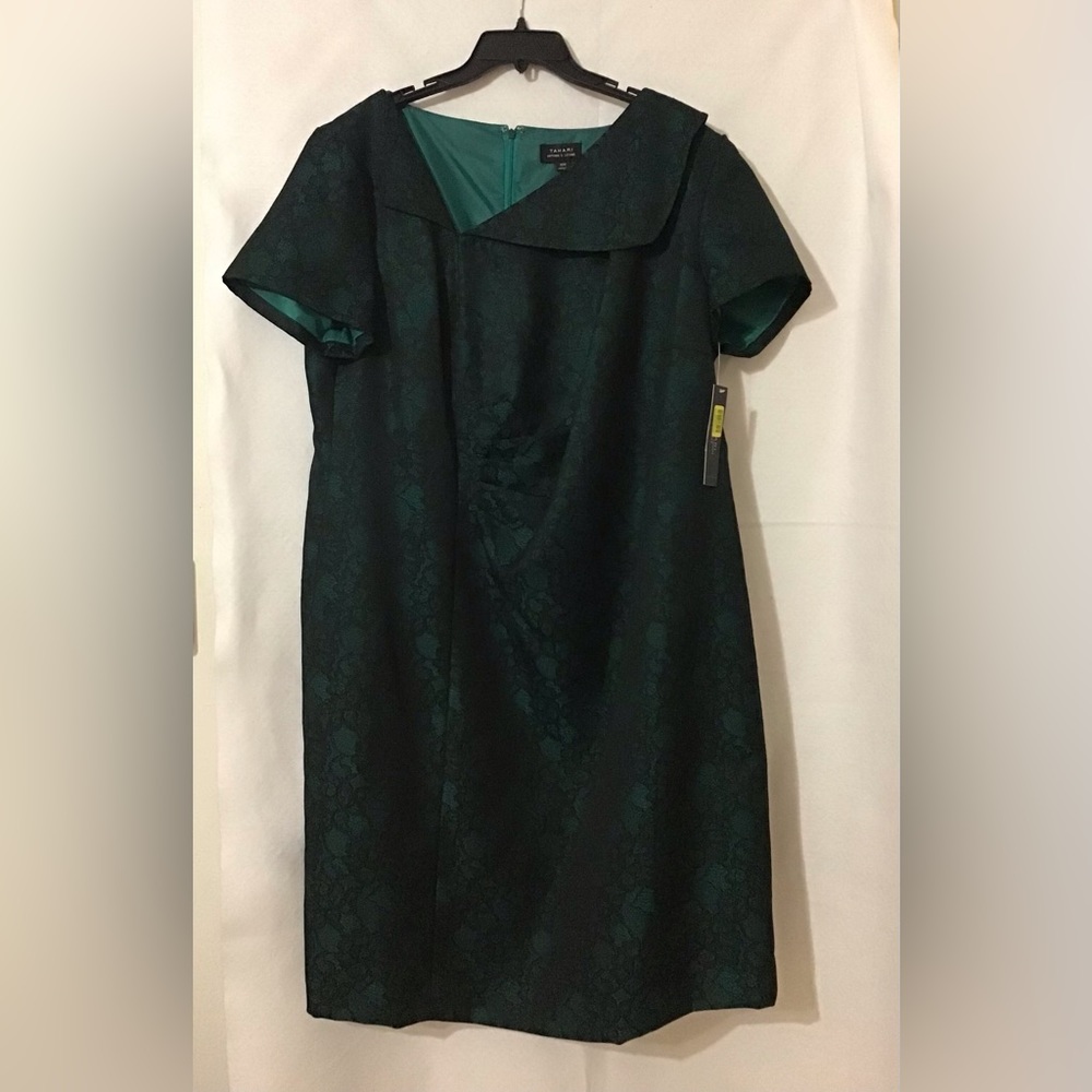 Tahari Womens dress SZ 16w NWT